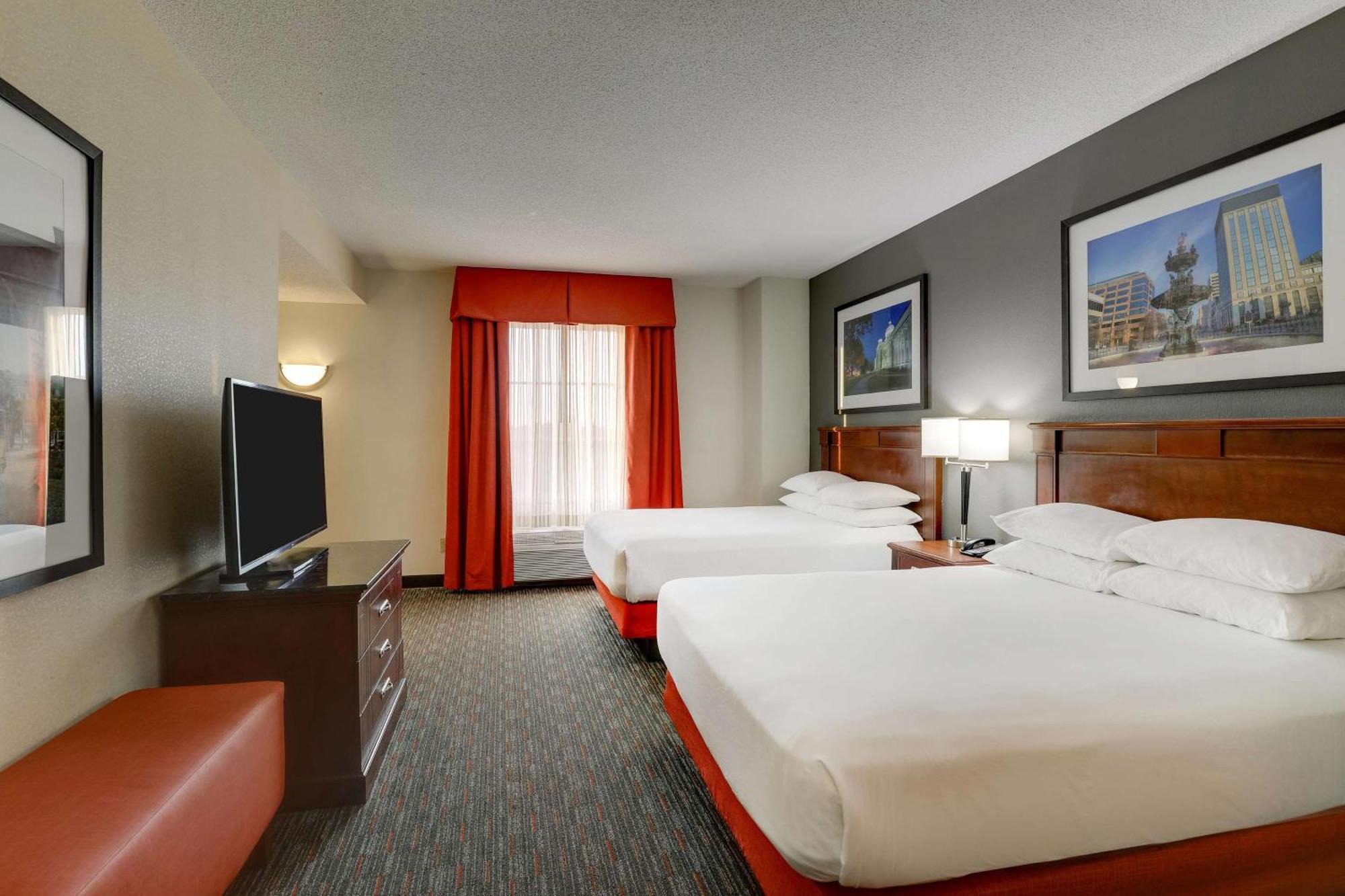 Drury Inn & Suites Монтгомери Экстерьер фото