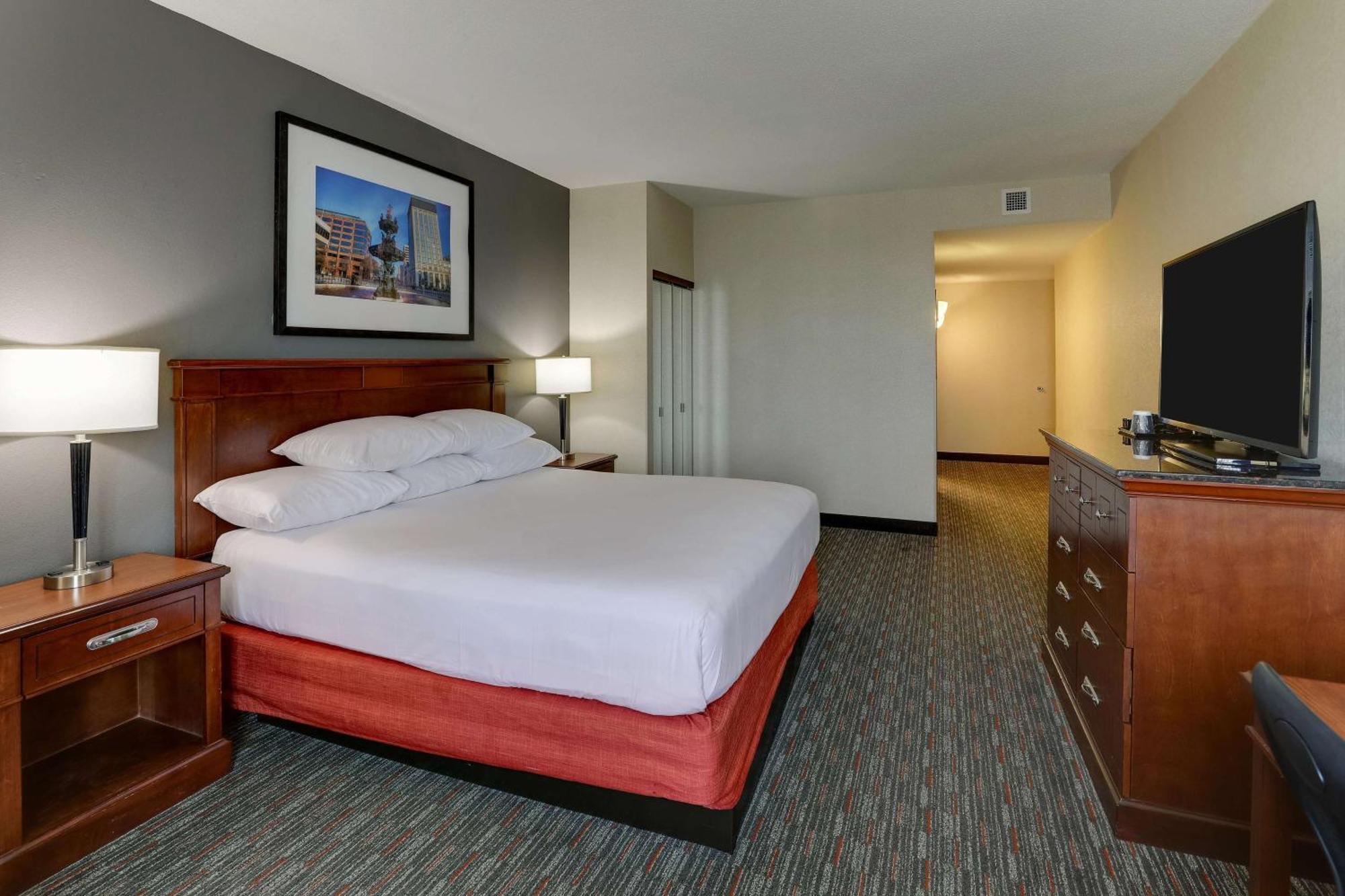 Drury Inn & Suites Монтгомери Экстерьер фото
